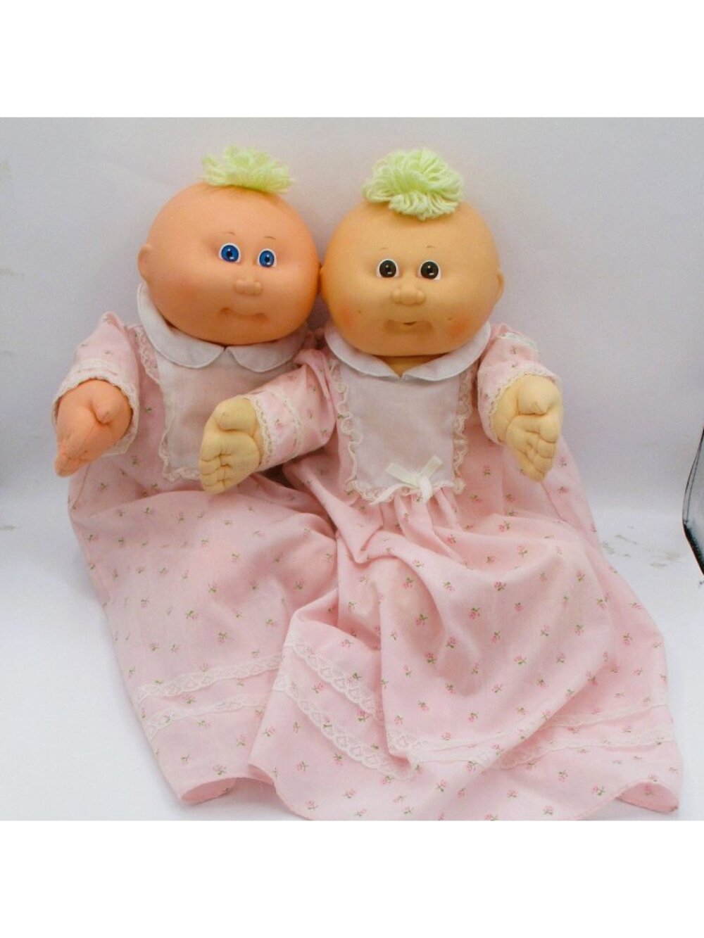Cabbage Patch Kids 1985 Twin Dolls Pink Gowns Blonde Tuft Vtg